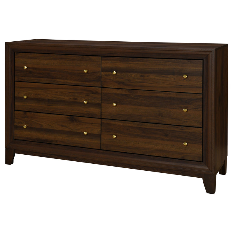 Welsley Dresser