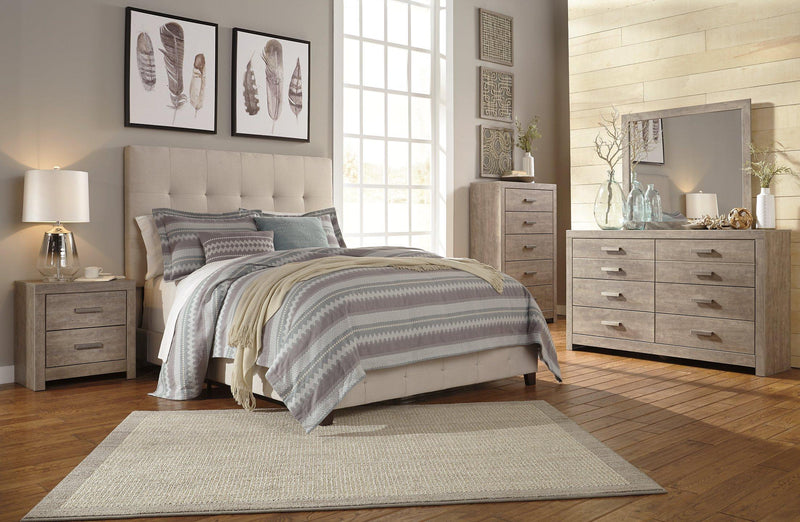 Dolante Upholstered Bed